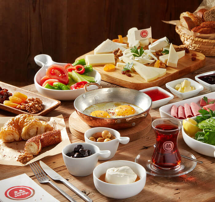 Serpme Kahvalti Sazeli Florya Istanbul Senlikkoy Calisma Saatleri 08 00 00 00 0 212 547 01 01 45 Tl Kisi Basi A Yemek Kahvalti Kahvalti Tarifleri